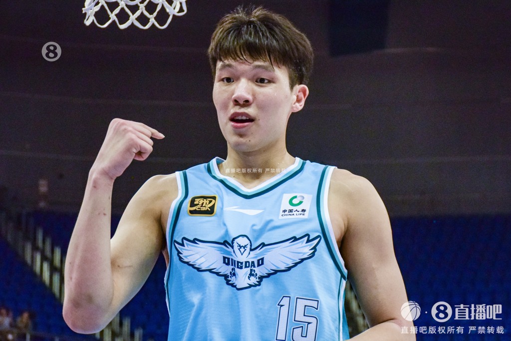 队记:杨瀚森今日离开青岛5月初赴美 首站洛杉矶然后参加联合试训